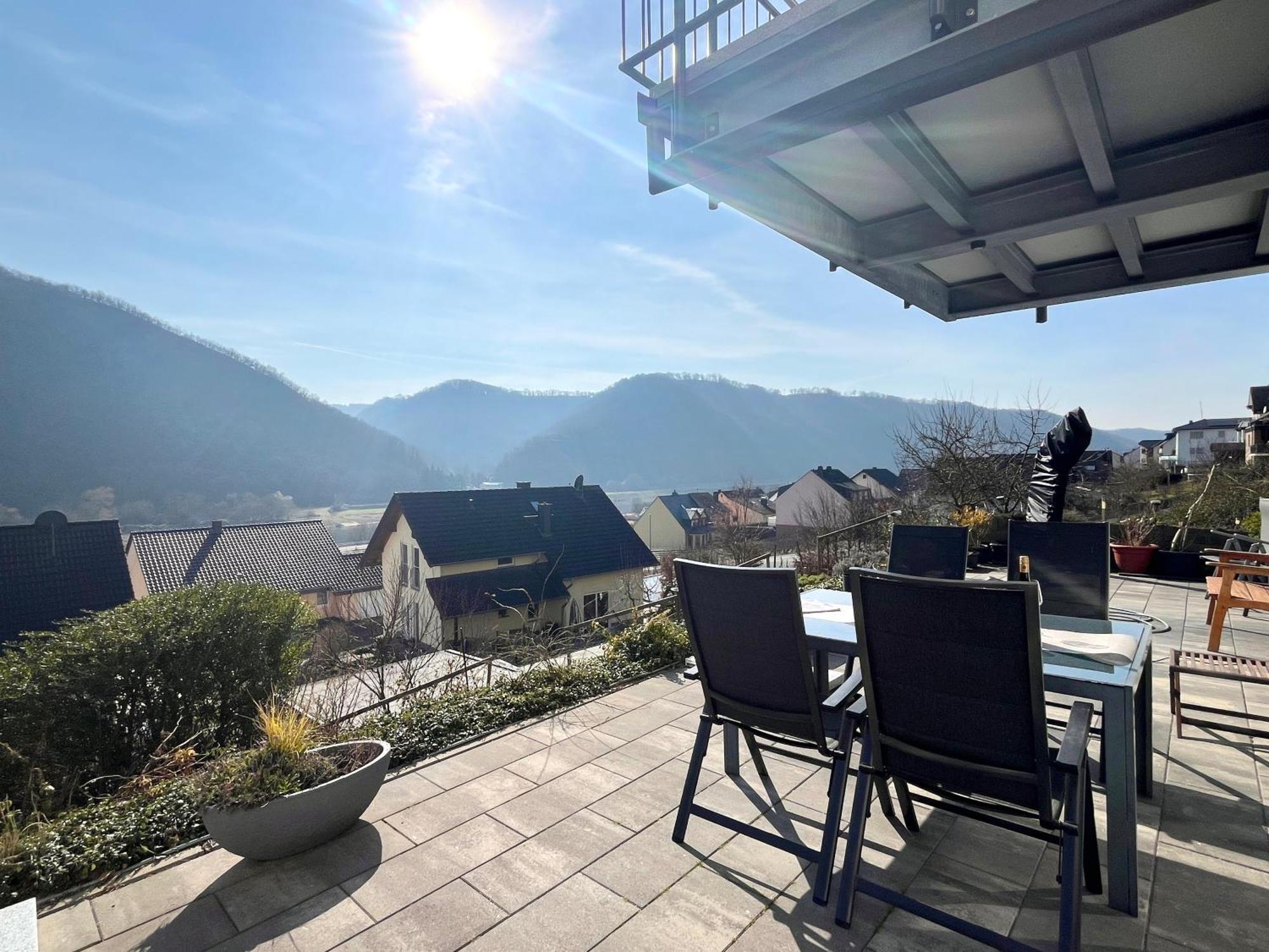 Ferienwohnung Sonnenterrasse, 1-4 Personen, 2 Schlafzimmer, Grosse Terrasse Müden Екстериор снимка